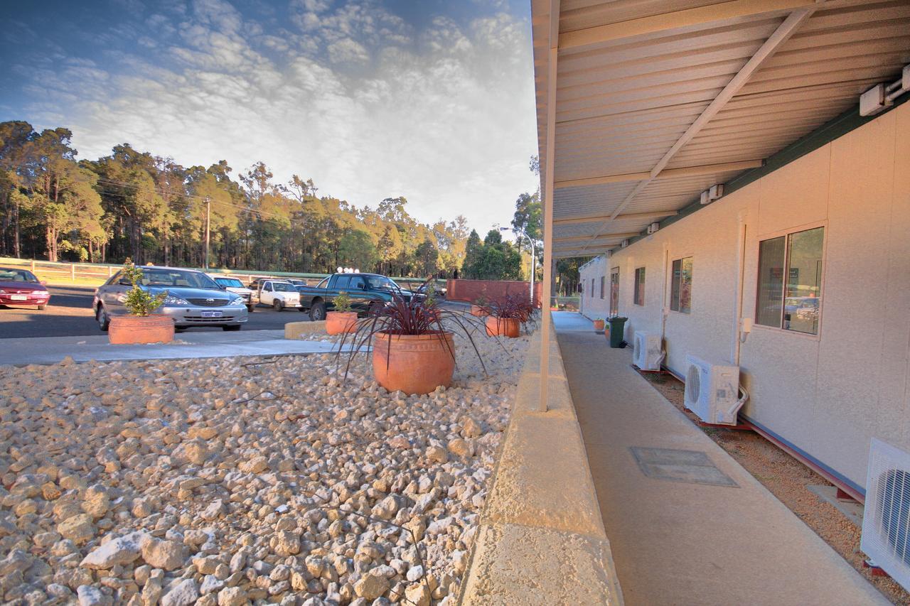 Collie Hills Accommodation Village Екстер'єр фото